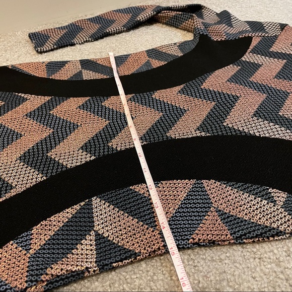 Xs Long sleeve Bodycon dress BNWOT (LLR Debbie) - Picture 10 of 16